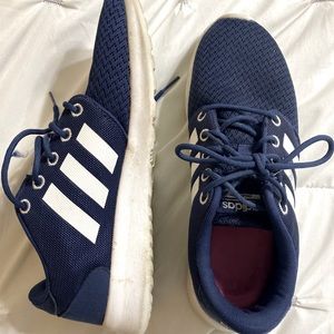 blue adidas size 8 tennis shoes. worn like twice